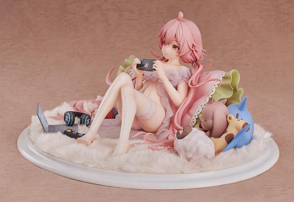 Red: Pride of Eden: Evanthe -Lazy Afternoon Ver.- 1 7 Scale Figurine For Sale